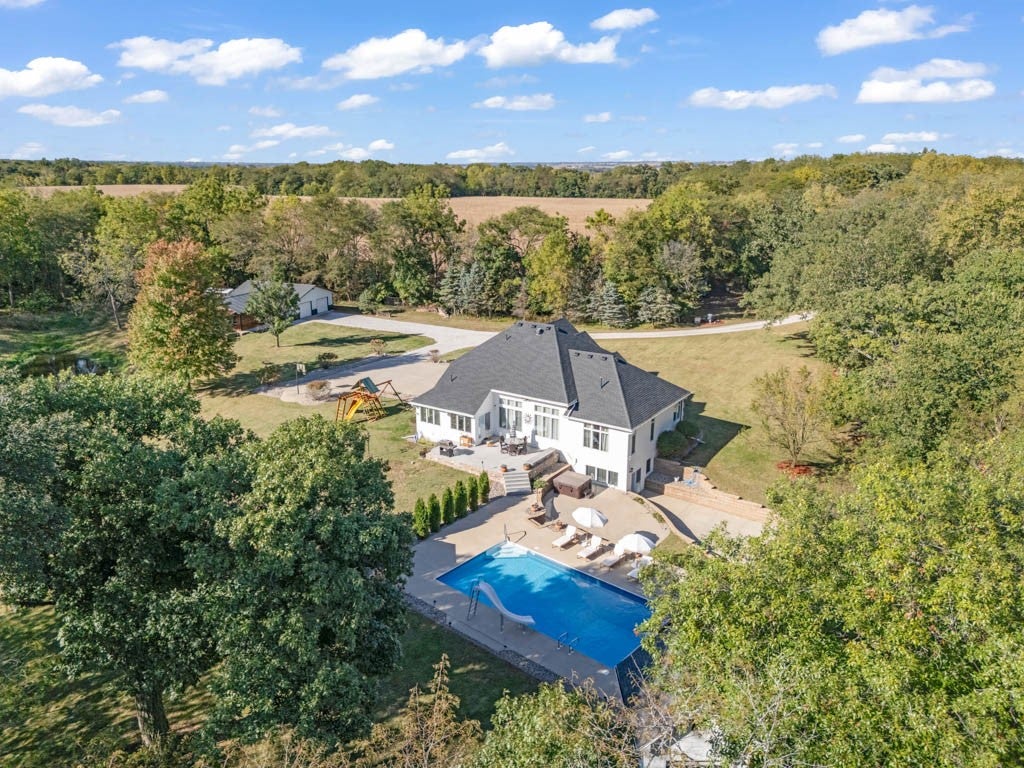 Bondurant, Iowa, 50035, United States, 5 Bedrooms Bedrooms, ,4 BathroomsBathrooms,Residential,Active,1961950