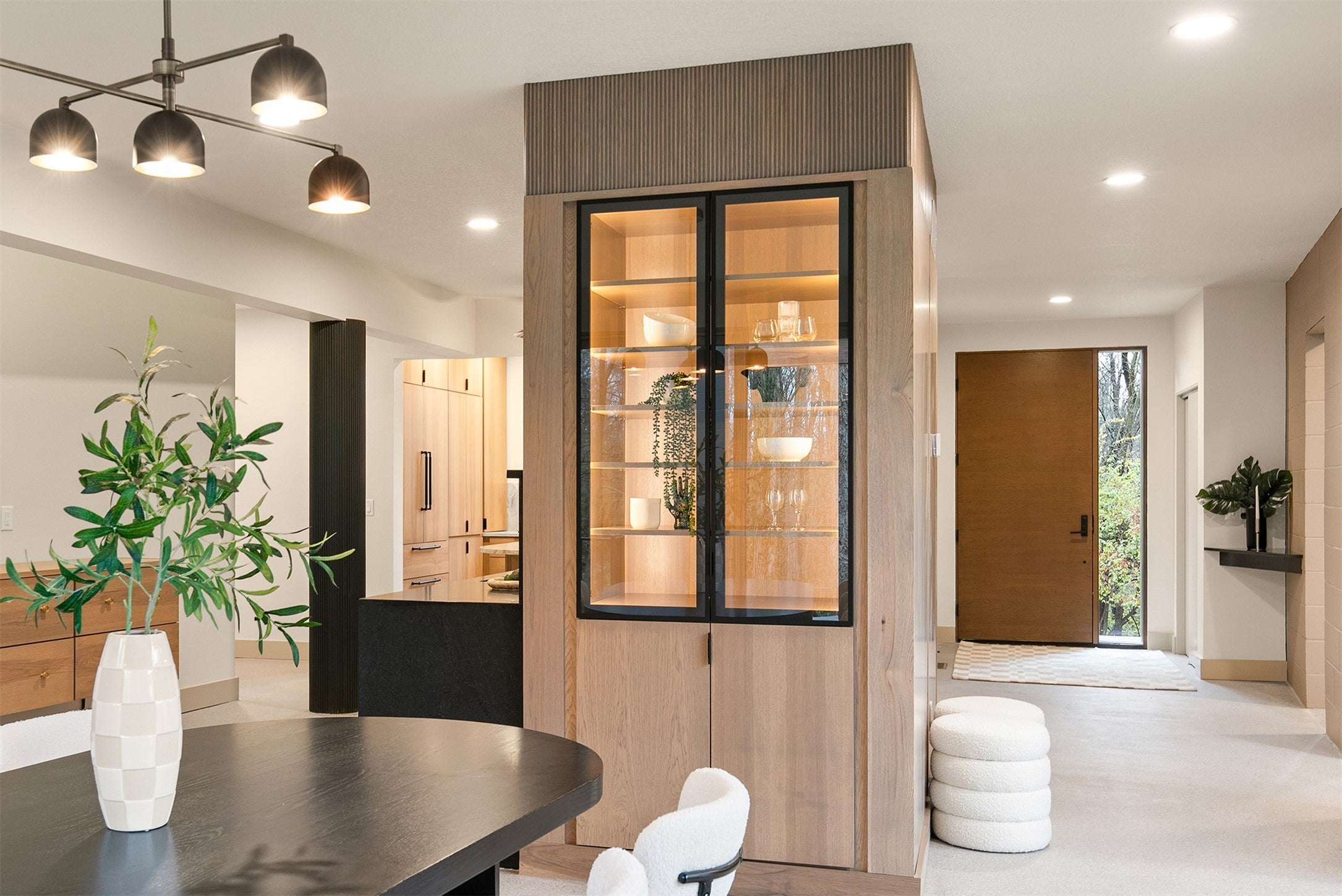 Ankeny, Iowa, 50023, United States, 5 Bedrooms Bedrooms, ,4 BathroomsBathrooms,Residential,Active,1998590