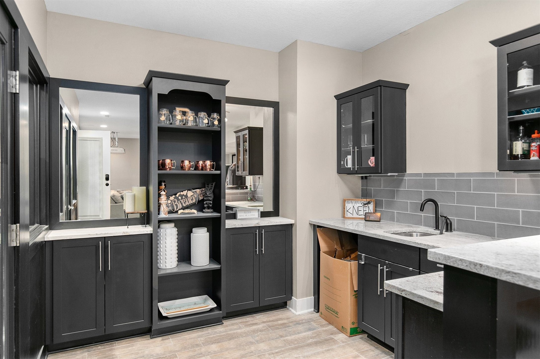 Clive, Iowa, 50325, United States, 5 Bedrooms Bedrooms, ,6 BathroomsBathrooms,Residential,Active,1993639