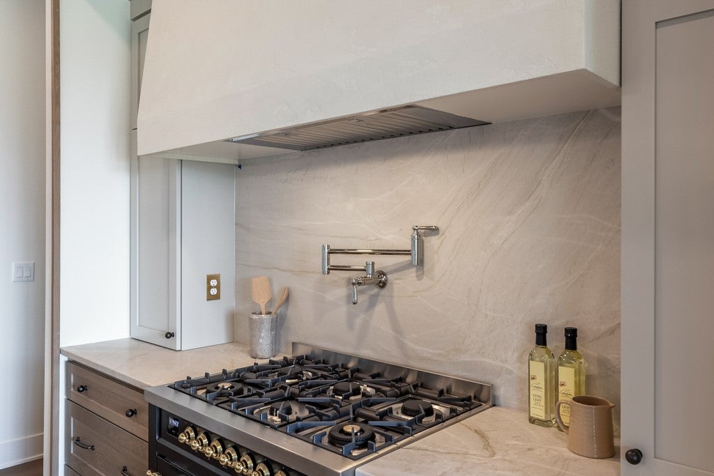 Ankeny, Iowa, 50021, United States, 4 Bedrooms Bedrooms, ,5 BathroomsBathrooms,Residential,Active,1951828