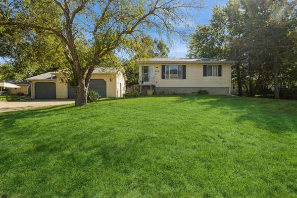 2515 E 37TH CT, DES MOINES, IA 50317 - Image 1