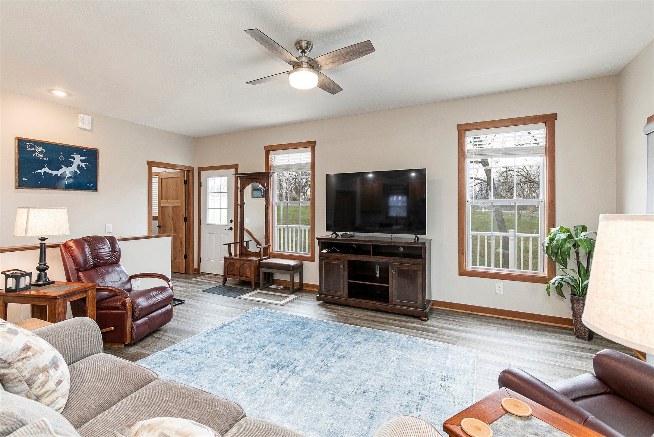 Ellston, Iowa, 50074, United States, 4 Bedrooms Bedrooms, ,3 BathroomsBathrooms,Residential,Active,2007034