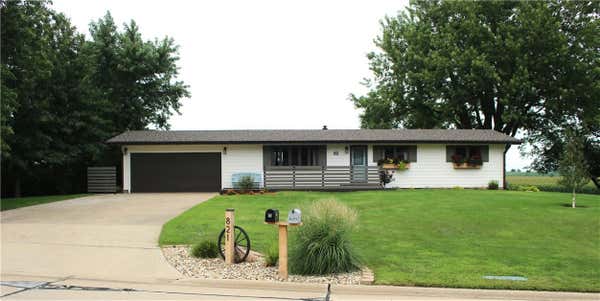 821 16TH AVE, GRINNELL, IA 50112 - Image 1