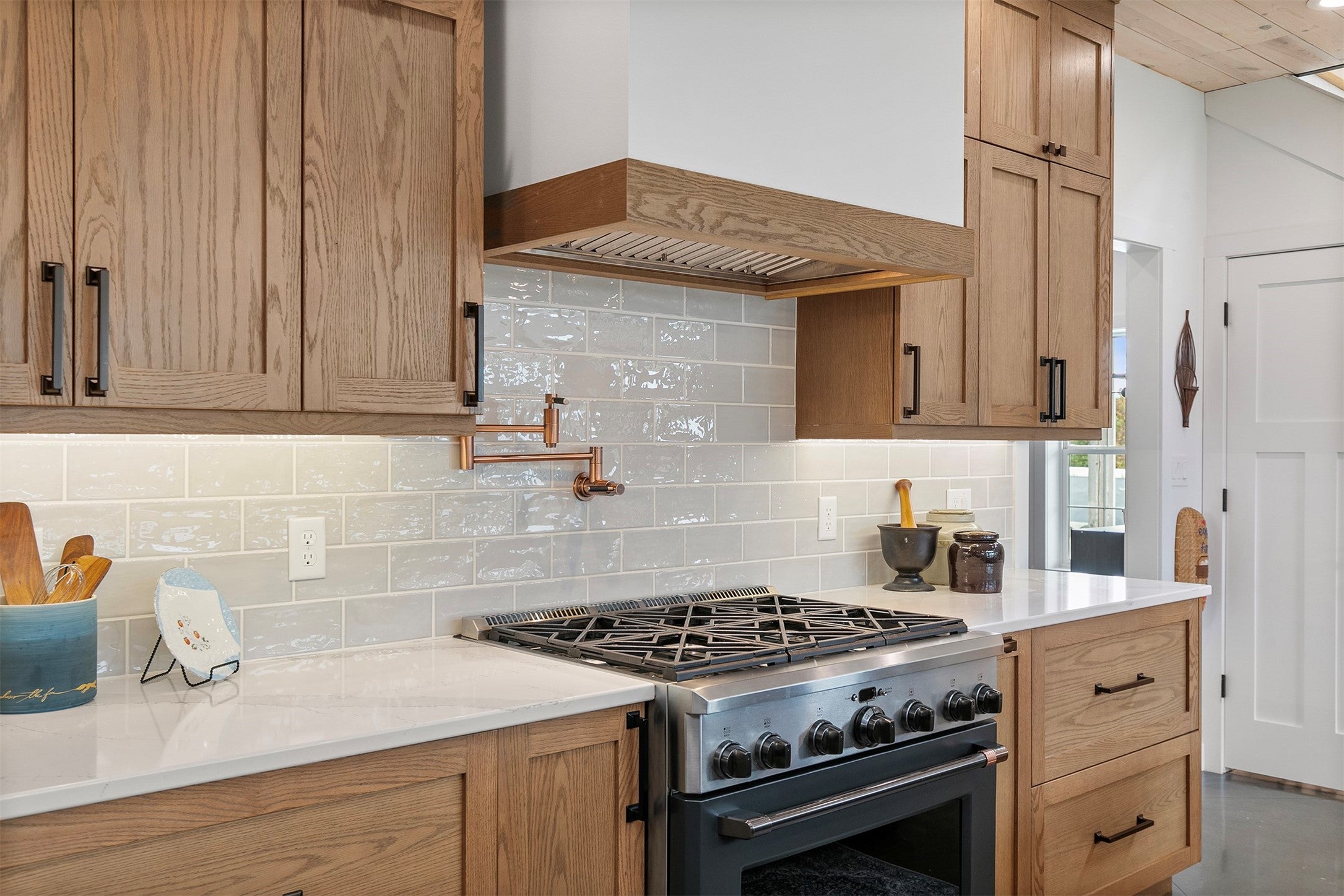 Winterset, Iowa, 50273, United States, 5 Bedrooms Bedrooms, ,5 BathroomsBathrooms,Residential,Active,1952277