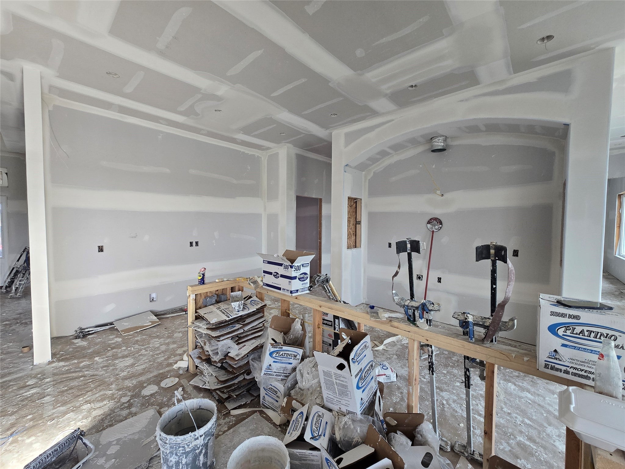 Urbandale, Iowa, 50323, United States, 4 Bedrooms Bedrooms, ,5 BathroomsBathrooms,Residential,Active,1945186