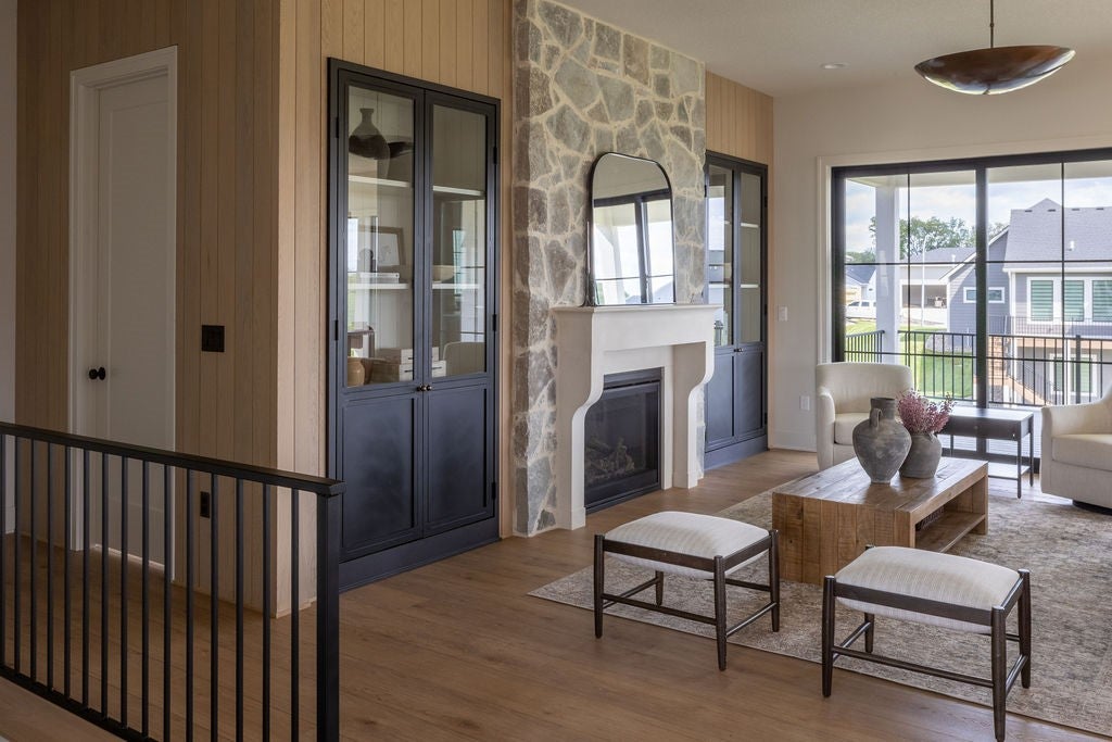 Clive, Iowa, 50325, United States, ,4 BathroomsBathrooms,Residential,Active,1769870