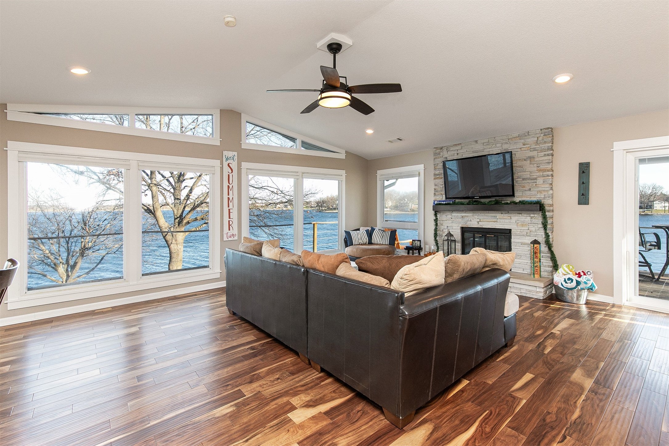 Ellston, Iowa, 50074, United States, 4 Bedrooms Bedrooms, ,3 BathroomsBathrooms,Residential,Active,1742148