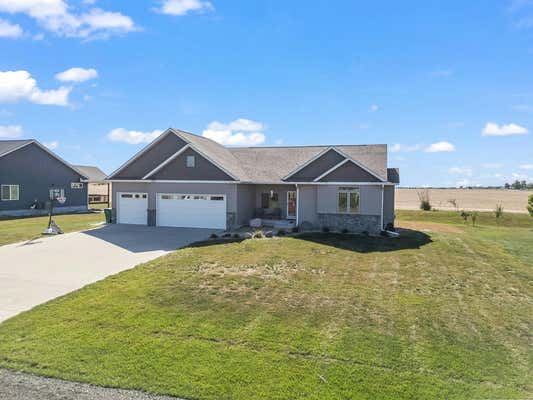 120 LAKE SHORE DR, DALLAS CENTER, IA 50063 - Image 1