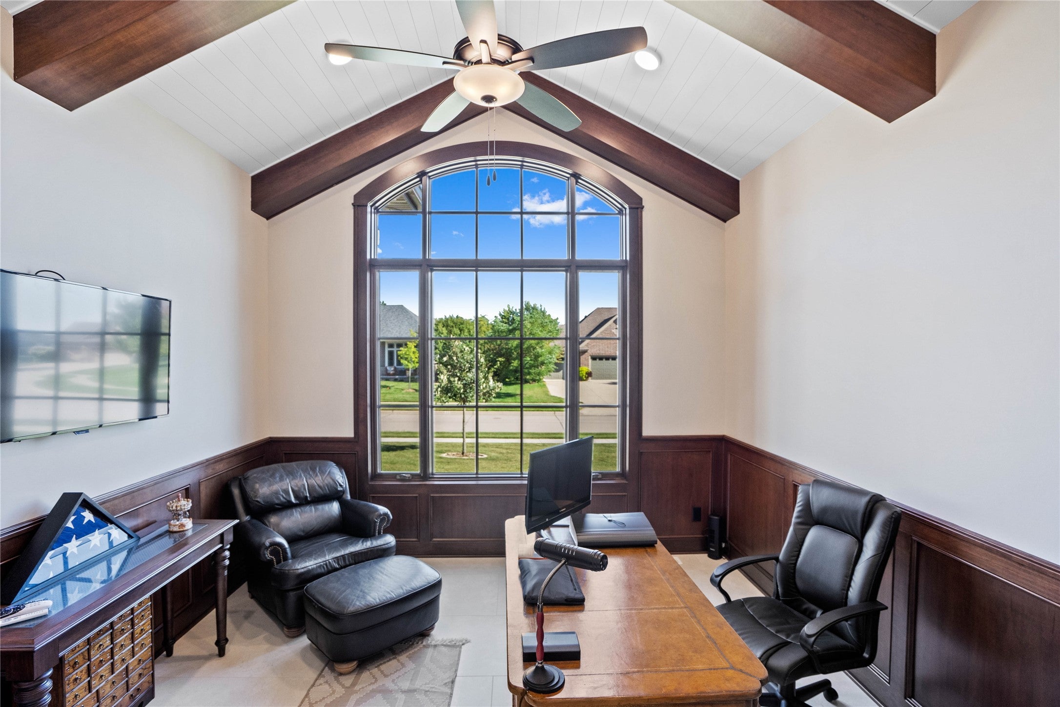 Urbandale, Iowa, 50323, United States, 2 Bedrooms Bedrooms, ,3 BathroomsBathrooms,Residential,Active,1927668