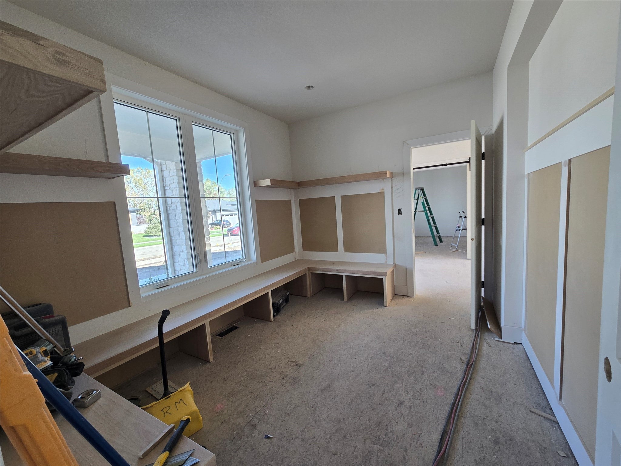 Urbandale, Iowa, 50323, United States, 6 Bedrooms Bedrooms, ,6 BathroomsBathrooms,Residential,Active,1914612