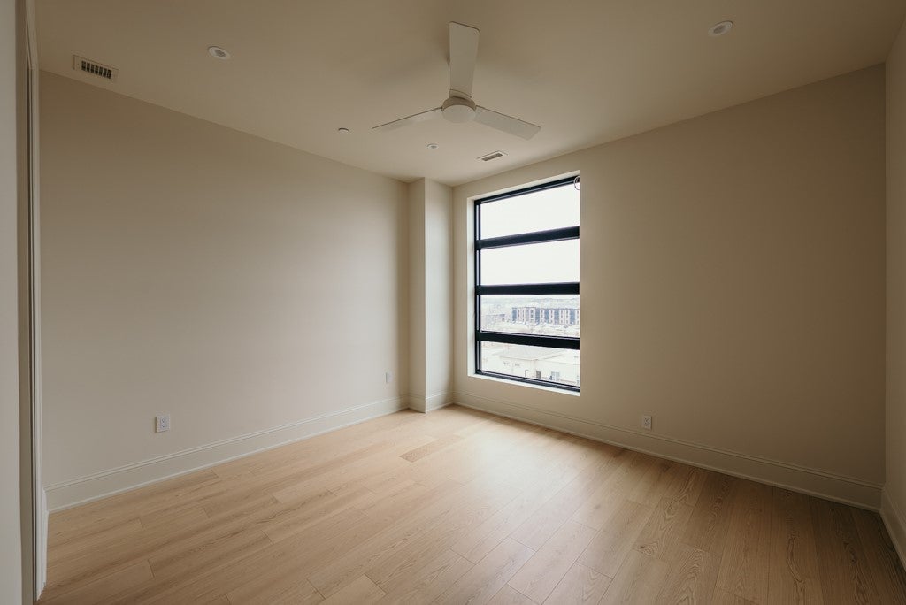 West Des Moines, Iowa, 50266, United States, 2 Bedrooms Bedrooms, ,3 BathroomsBathrooms,Residential,Active,2007148