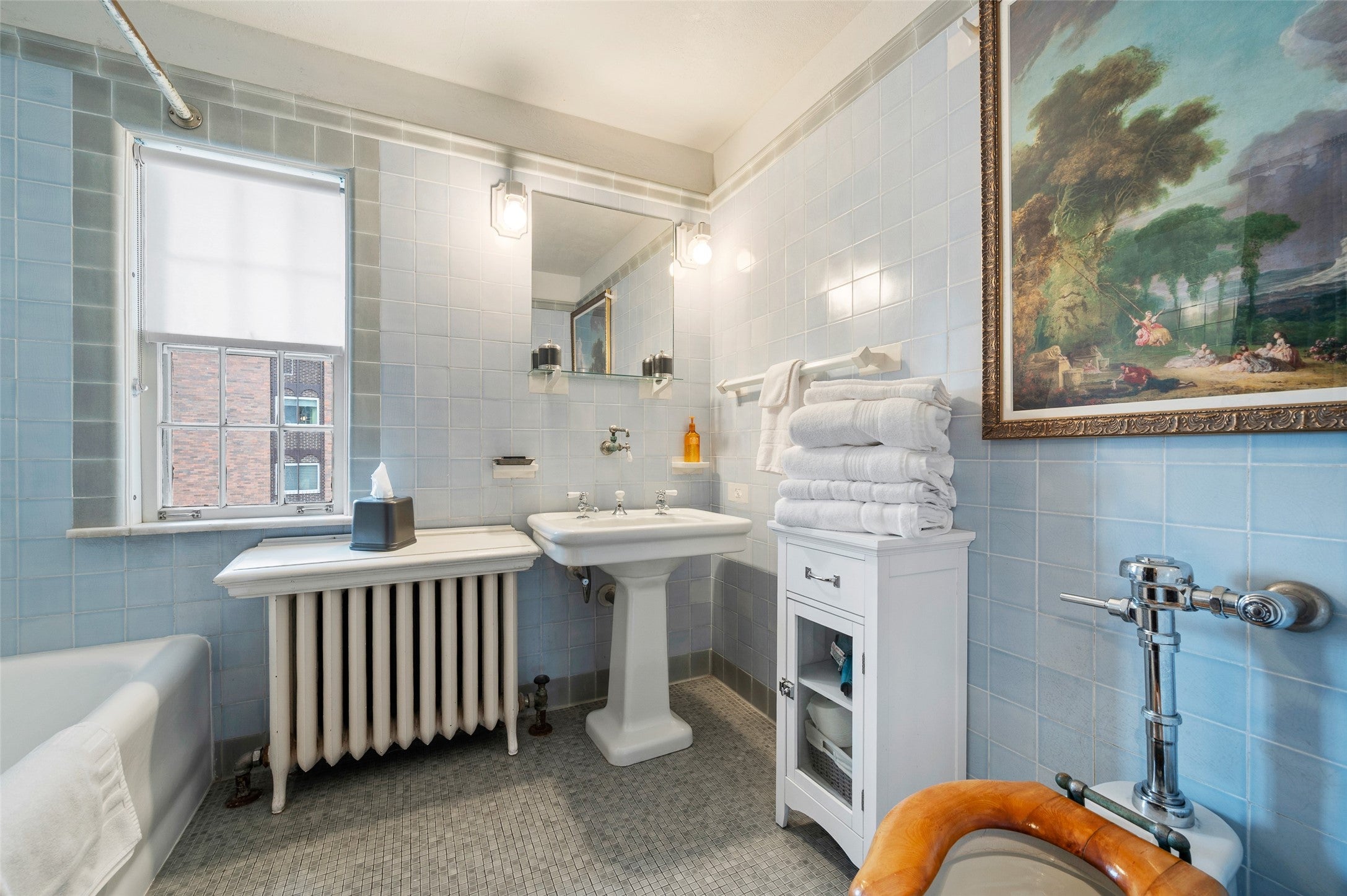 Des Moines, Iowa, 50312, United States, 7 Bedrooms Bedrooms, ,9 BathroomsBathrooms,Residential,Active,2014607