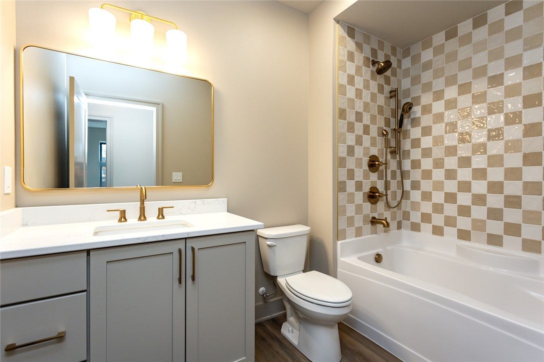 Grimes, Iowa, 50111, United States, 6 Bedrooms Bedrooms, ,5 BathroomsBathrooms,Residential,Active,1755255