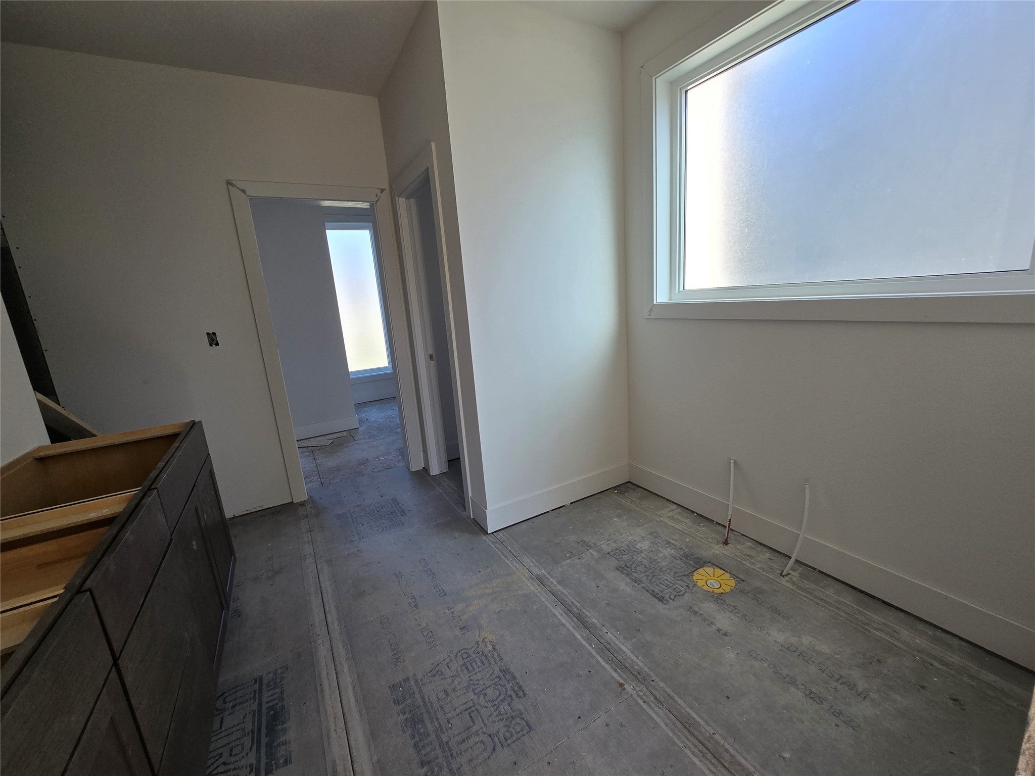 Urbandale, Iowa, 50323, United States, 6 Bedrooms Bedrooms, ,6 BathroomsBathrooms,Residential,Active,1869122