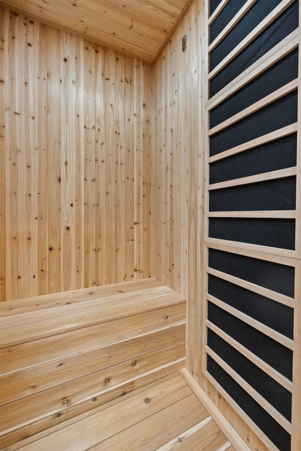 Waukee, Iowa, 50263, United States, 4 Bedrooms Bedrooms, ,3 BathroomsBathrooms,Residential,Active,1985600