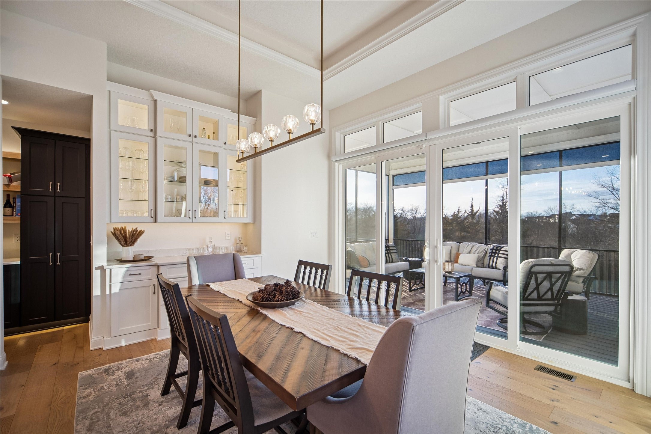 Clive, Iowa, 50325, United States, 4 Bedrooms Bedrooms, ,6 BathroomsBathrooms,Residential,Active,2006851