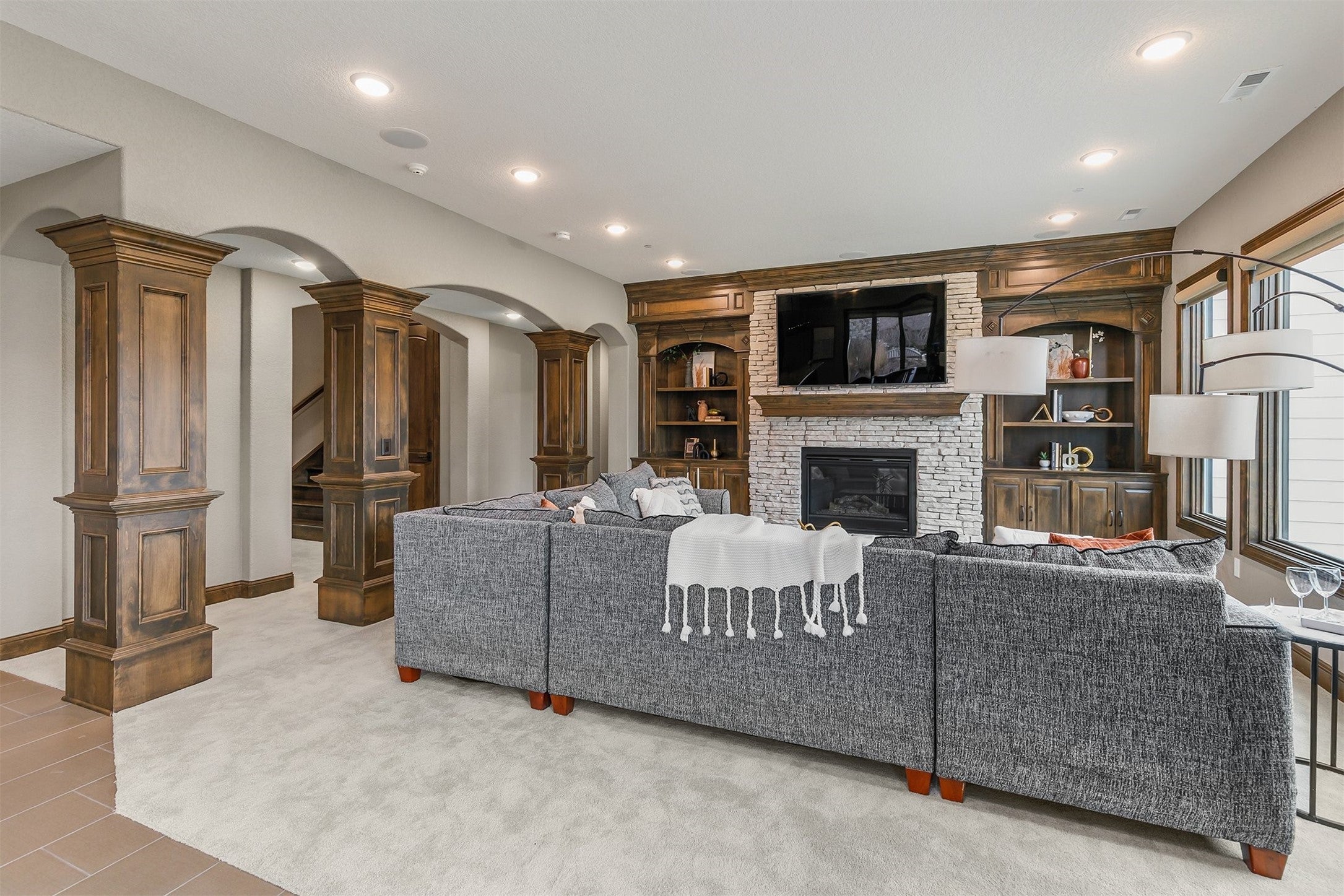 West Des Moines, Iowa, 50266, United States, 6 Bedrooms Bedrooms, ,5 BathroomsBathrooms,Residential,Active,2010205