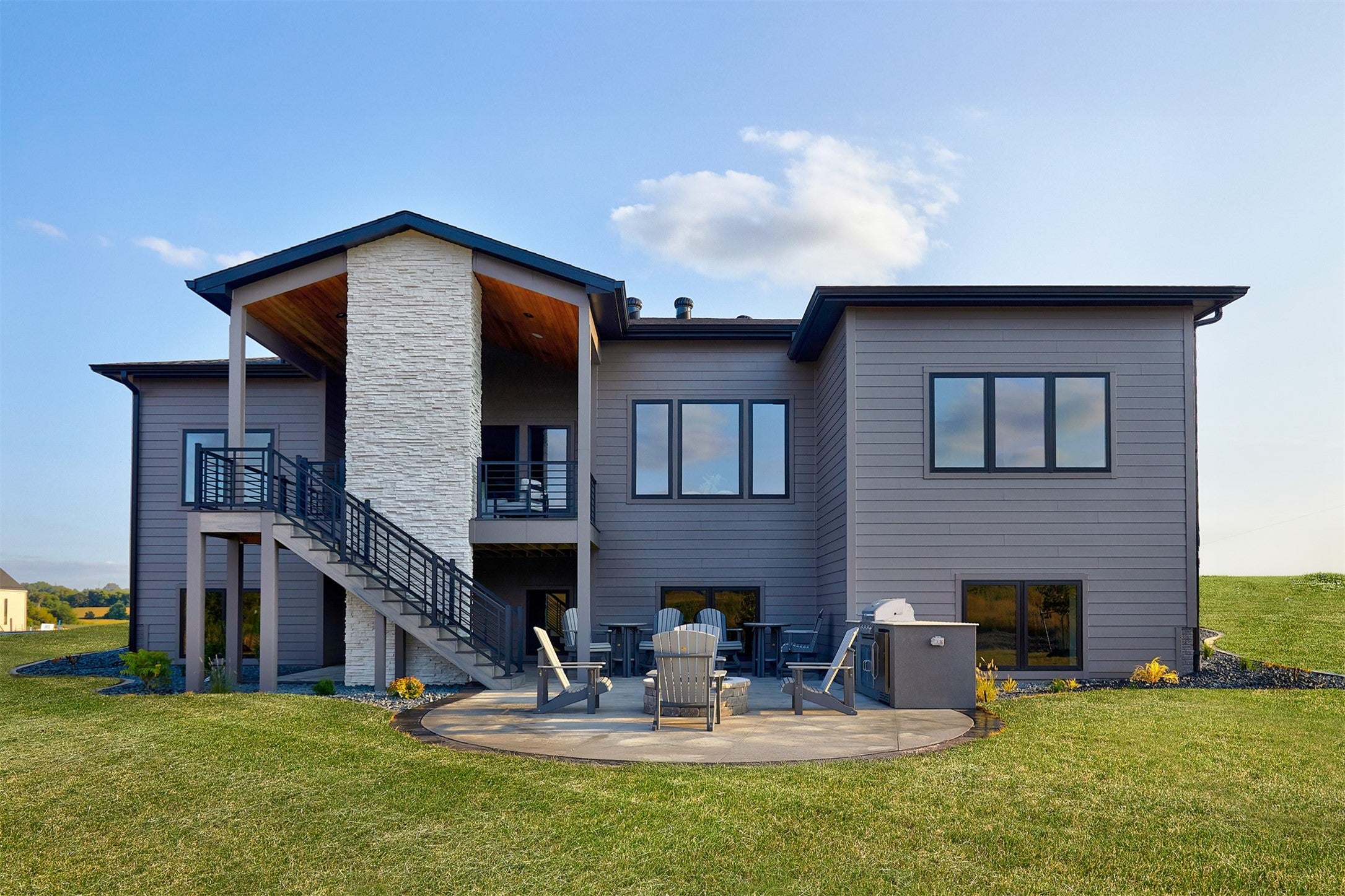 Johnston, Iowa, 50131, United States, 6 Bedrooms Bedrooms, ,3 BathroomsBathrooms,Residential,Active,1943777