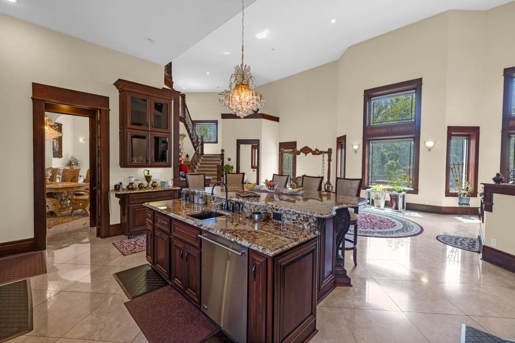 Ames, Iowa, 50014, United States, 6 Bedrooms Bedrooms, ,6 BathroomsBathrooms,Residential,Active,2014935