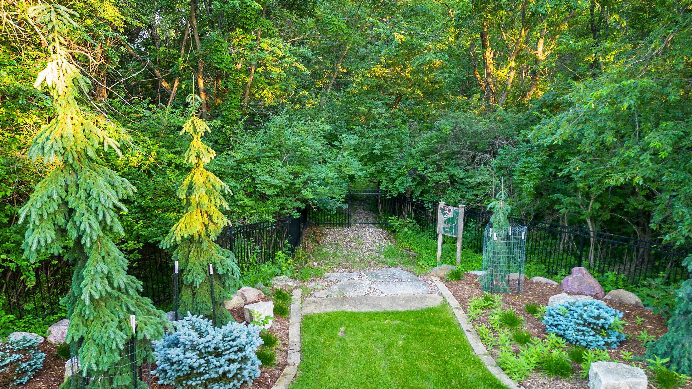 Urbandale, Iowa, 50323, United States, 5 Bedrooms Bedrooms, ,6 BathroomsBathrooms,Residential,Active,1876873