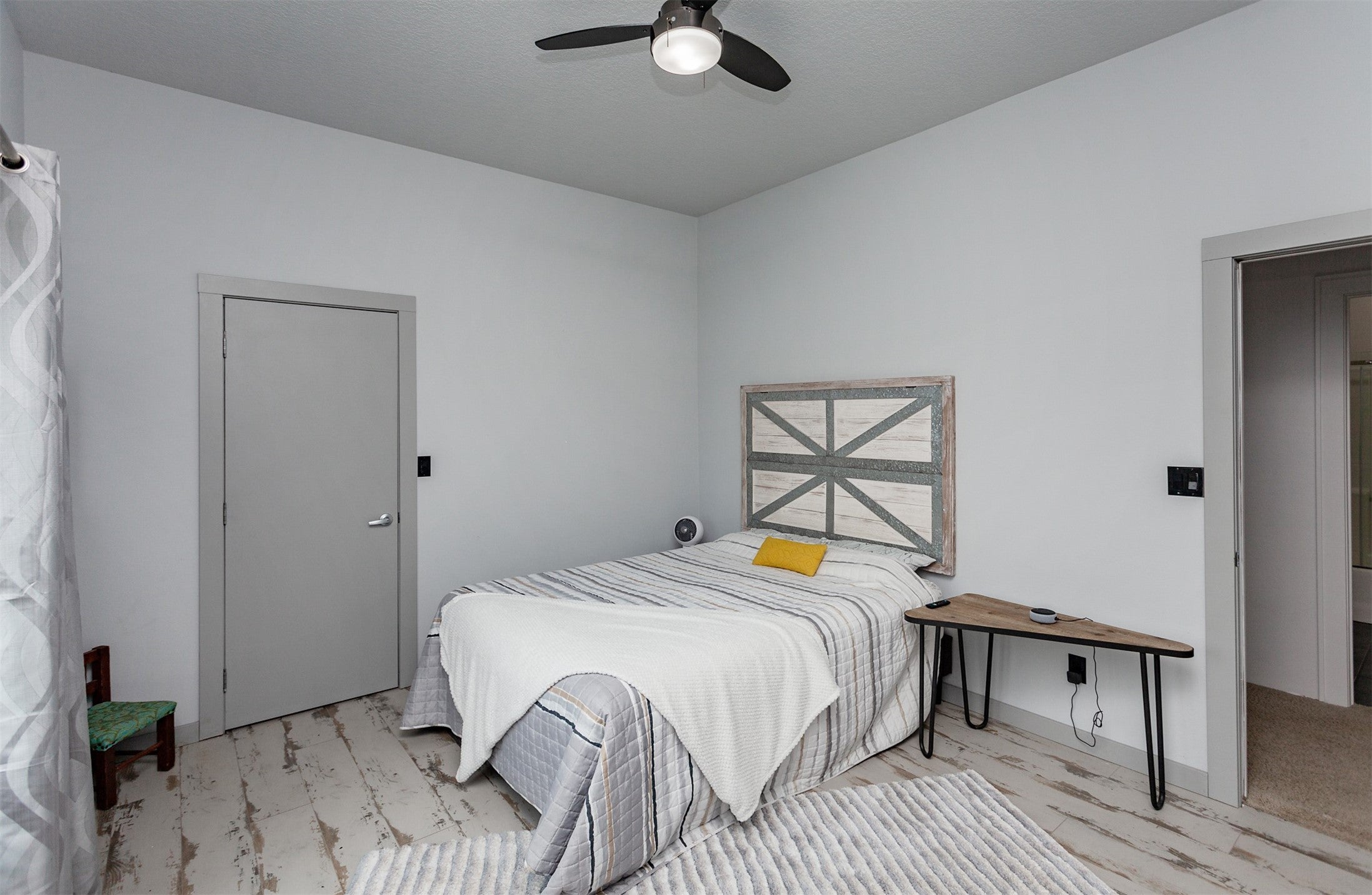 Van Meter, Iowa, 50261, United States, ,4 BathroomsBathrooms,Residential,Active,1757421