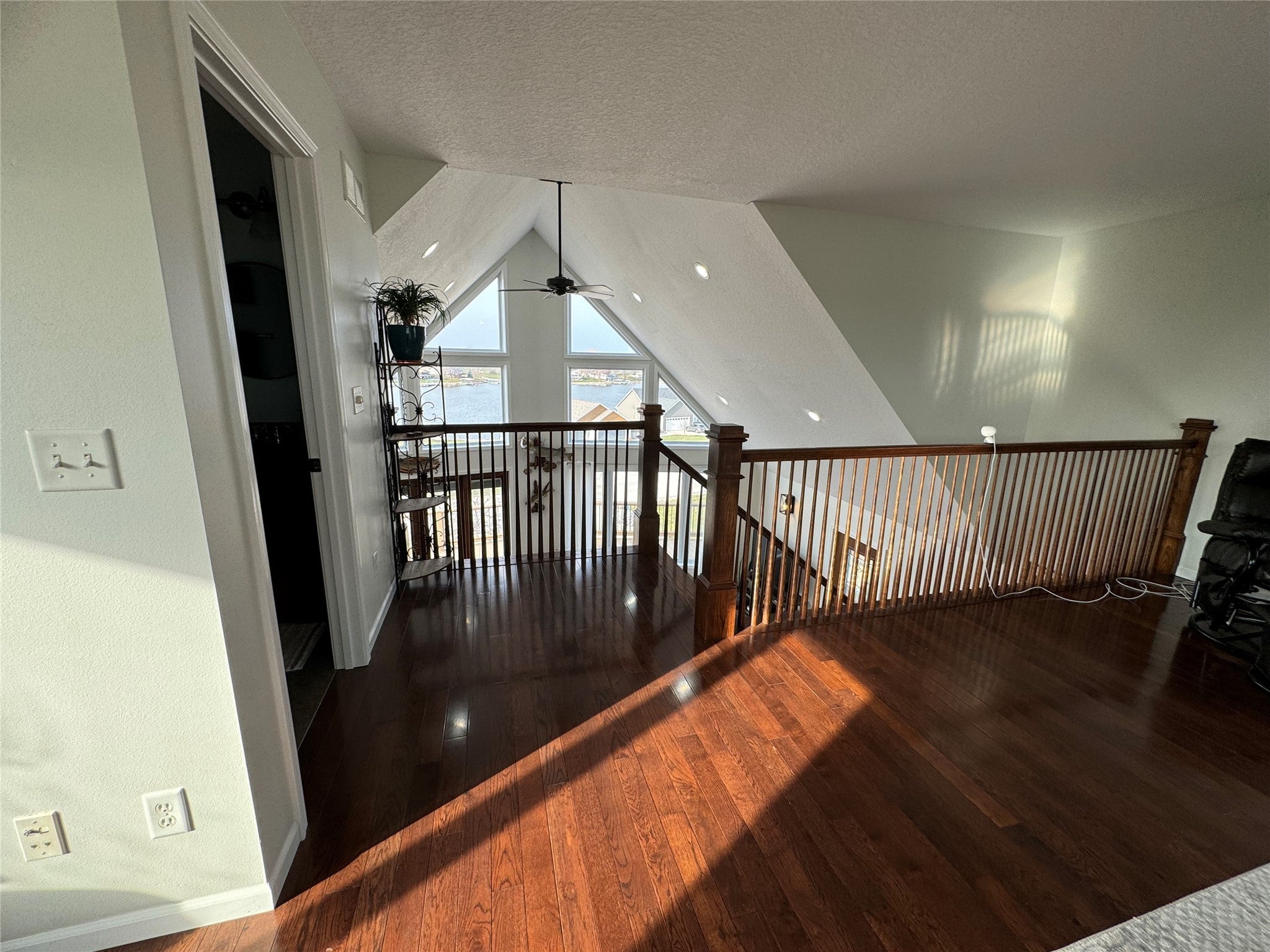 Ellston, Iowa, 50074, United States, 4 Bedrooms Bedrooms, ,3 BathroomsBathrooms,Residential,Active,1945187