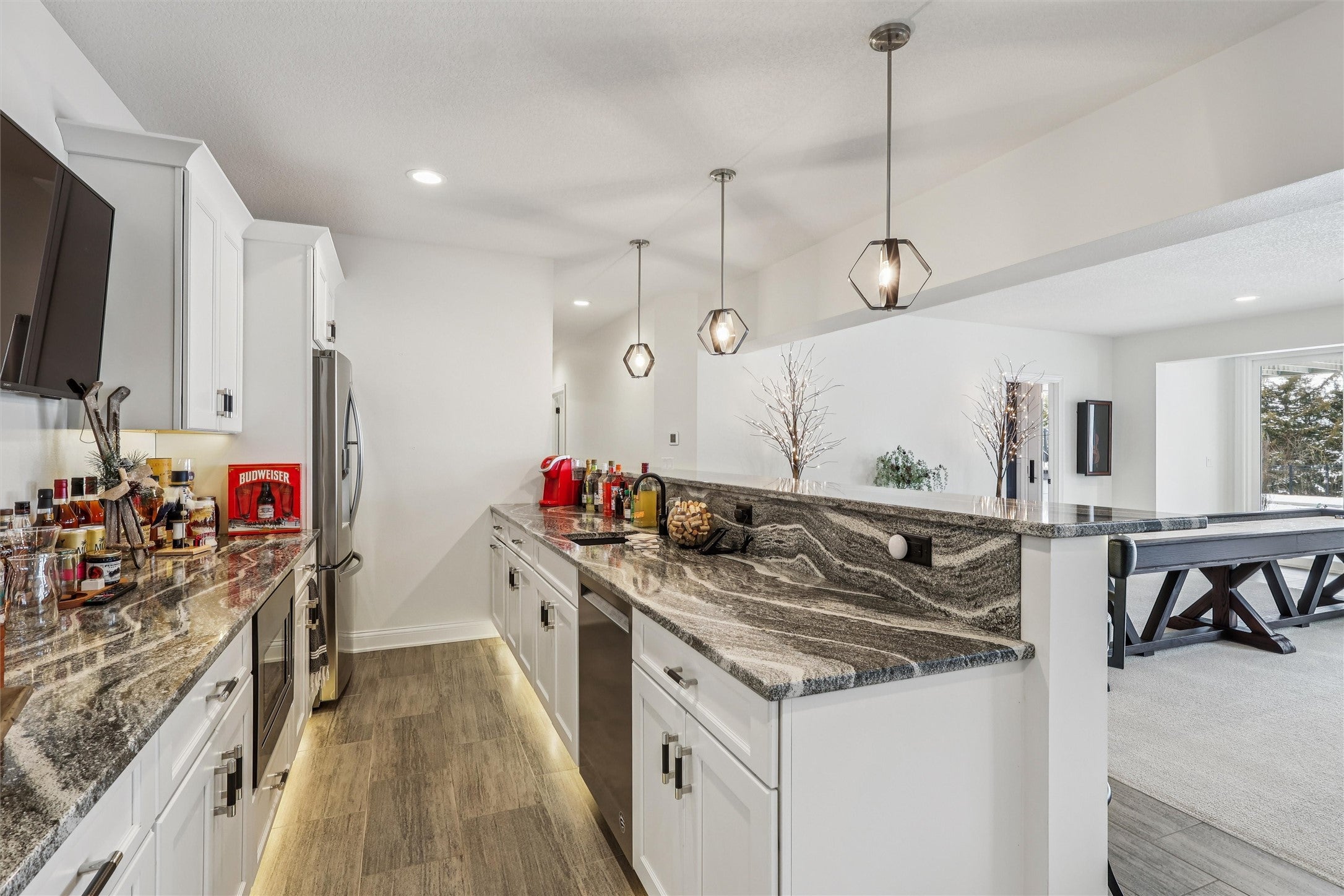 Clive, Iowa, 50325, United States, 4 Bedrooms Bedrooms, ,6 BathroomsBathrooms,Residential,Active,2006851