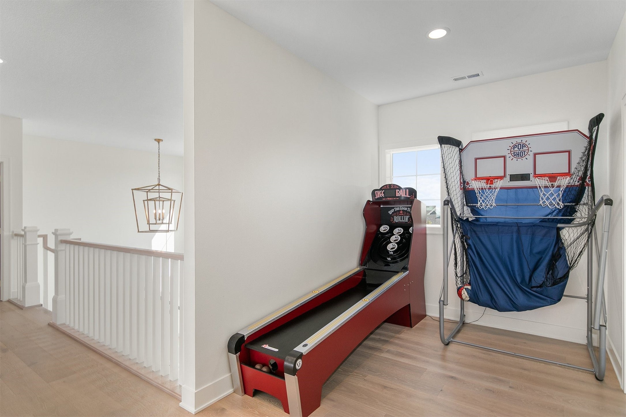 Clive, Iowa, 50325, United States, 6 Bedrooms Bedrooms, ,6 BathroomsBathrooms,Residential,Active,2007070