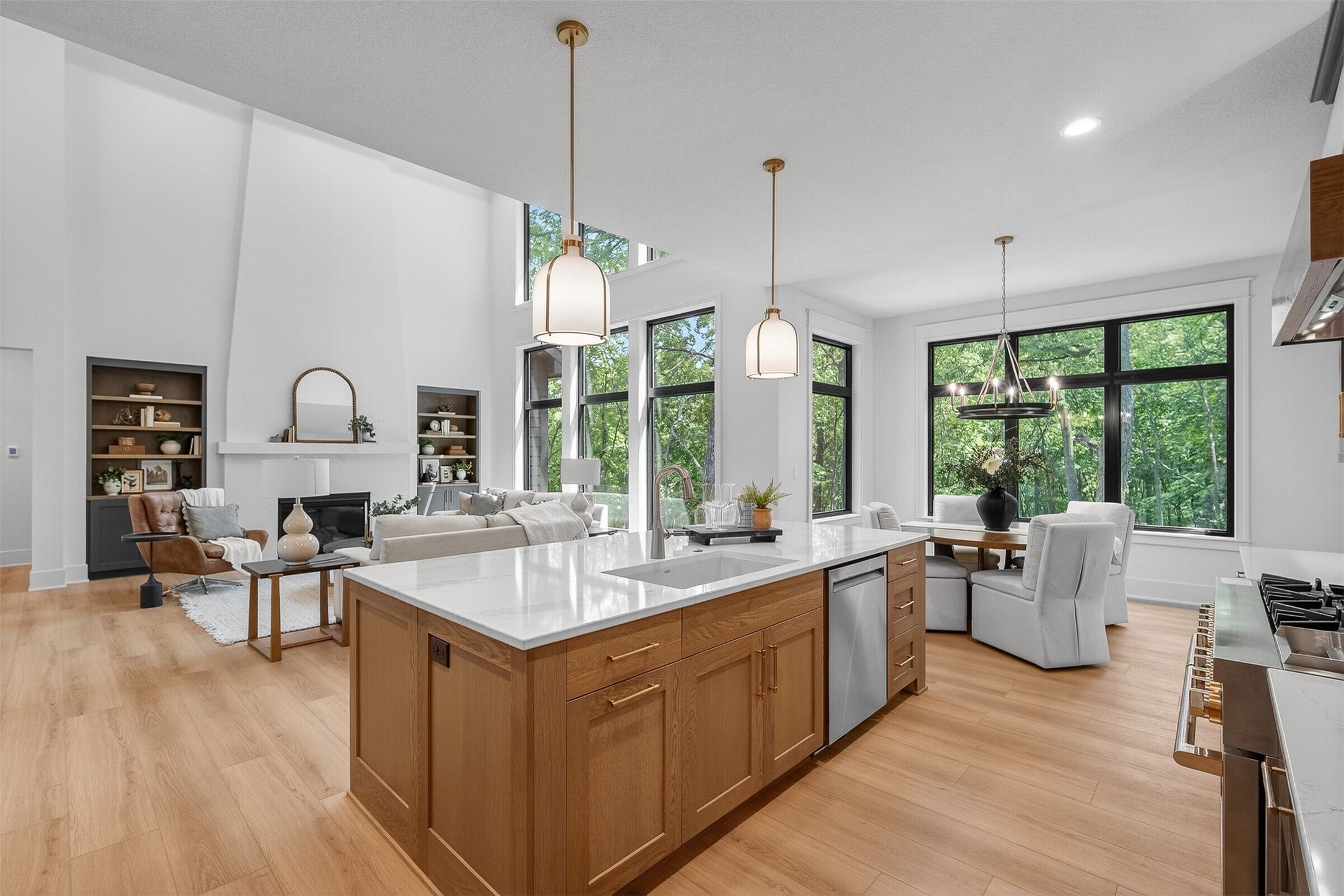 West Des Moines, Iowa, 50266, United States, 6 Bedrooms Bedrooms, ,5 BathroomsBathrooms,Residential,Active,1702108