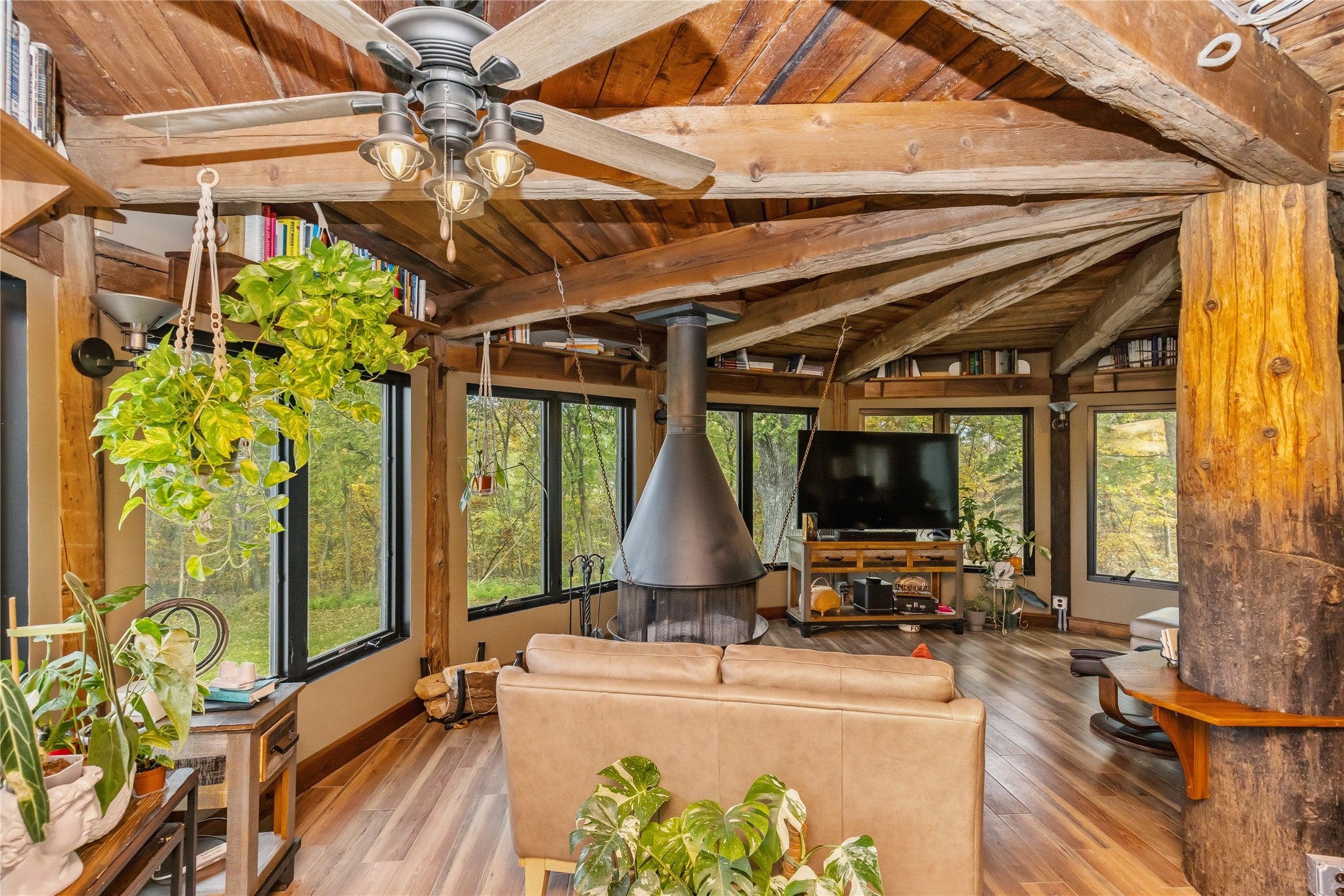 Adel, Iowa, 50003, United States, 3 Bedrooms Bedrooms, ,3 BathroomsBathrooms,Residential,Active,1971020