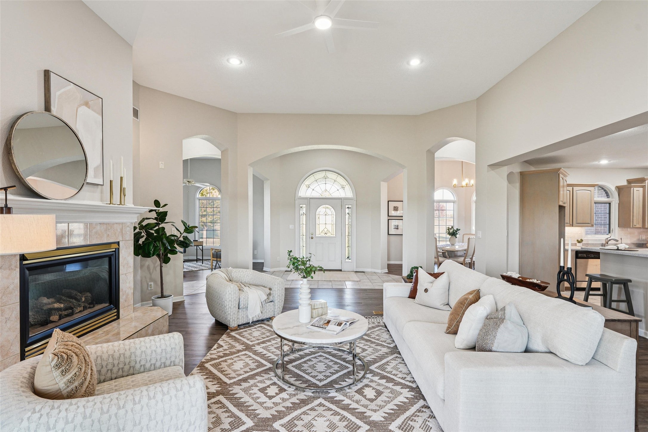 Granger, Iowa, 50109, United States, 3 Bedrooms Bedrooms, ,3 BathroomsBathrooms,Residential,Active,1968368