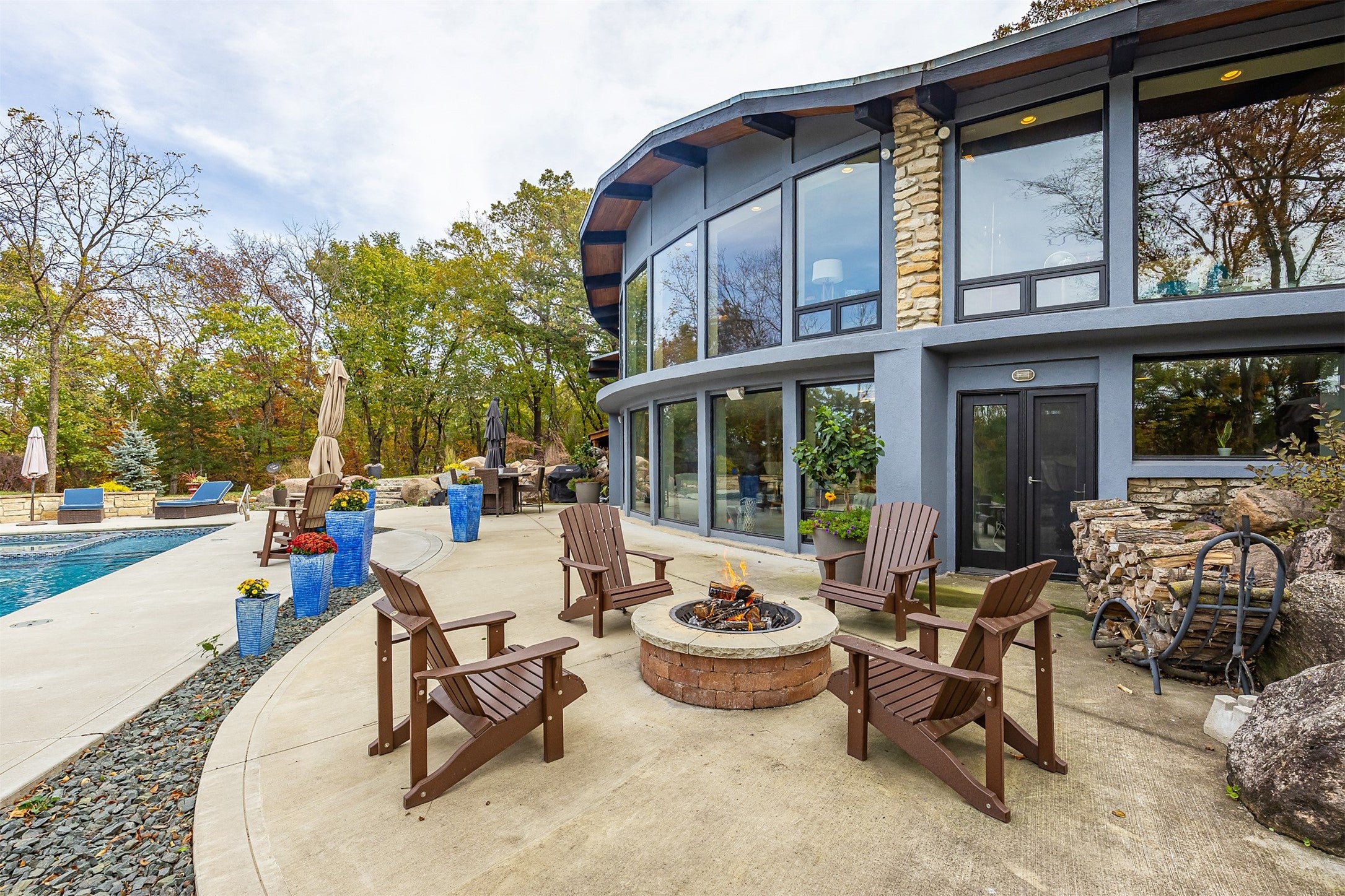 Adel, Iowa, 50003, United States, 3 Bedrooms Bedrooms, ,3 BathroomsBathrooms,Residential,Active,1971020