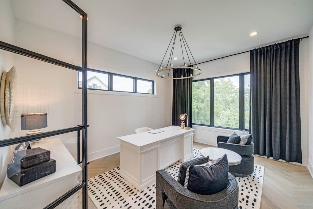 Clive, Iowa, 50325, United States, 5 Bedrooms Bedrooms, ,6 BathroomsBathrooms,Residential,Active,1909646