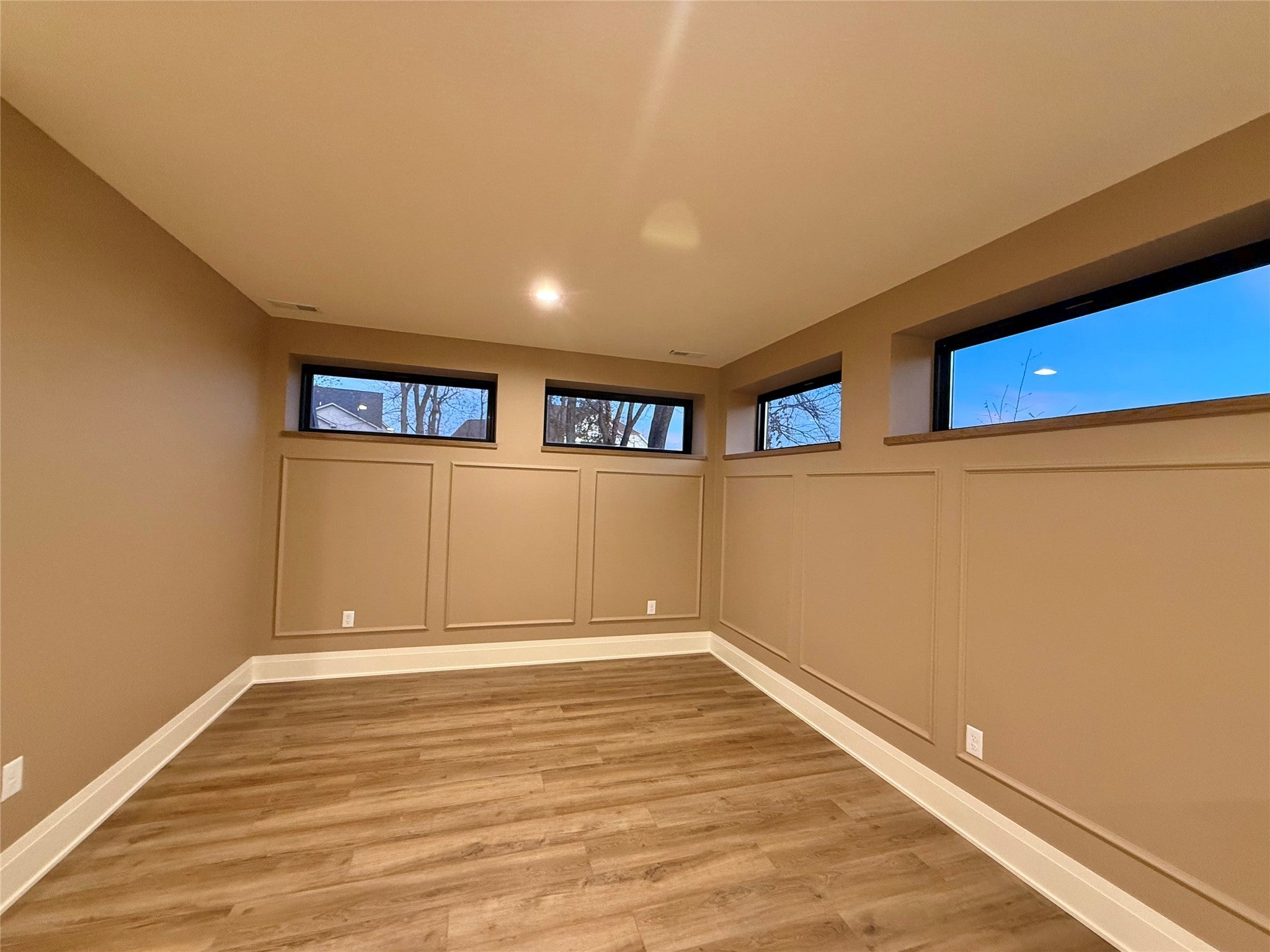 Waukee, Iowa, 50263, United States, 4 Bedrooms Bedrooms, ,5 BathroomsBathrooms,Residential,Active,1968122