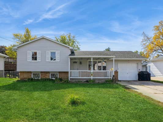 717 S 5TH AVE E, NEWTON, IA 50208 - Image 1