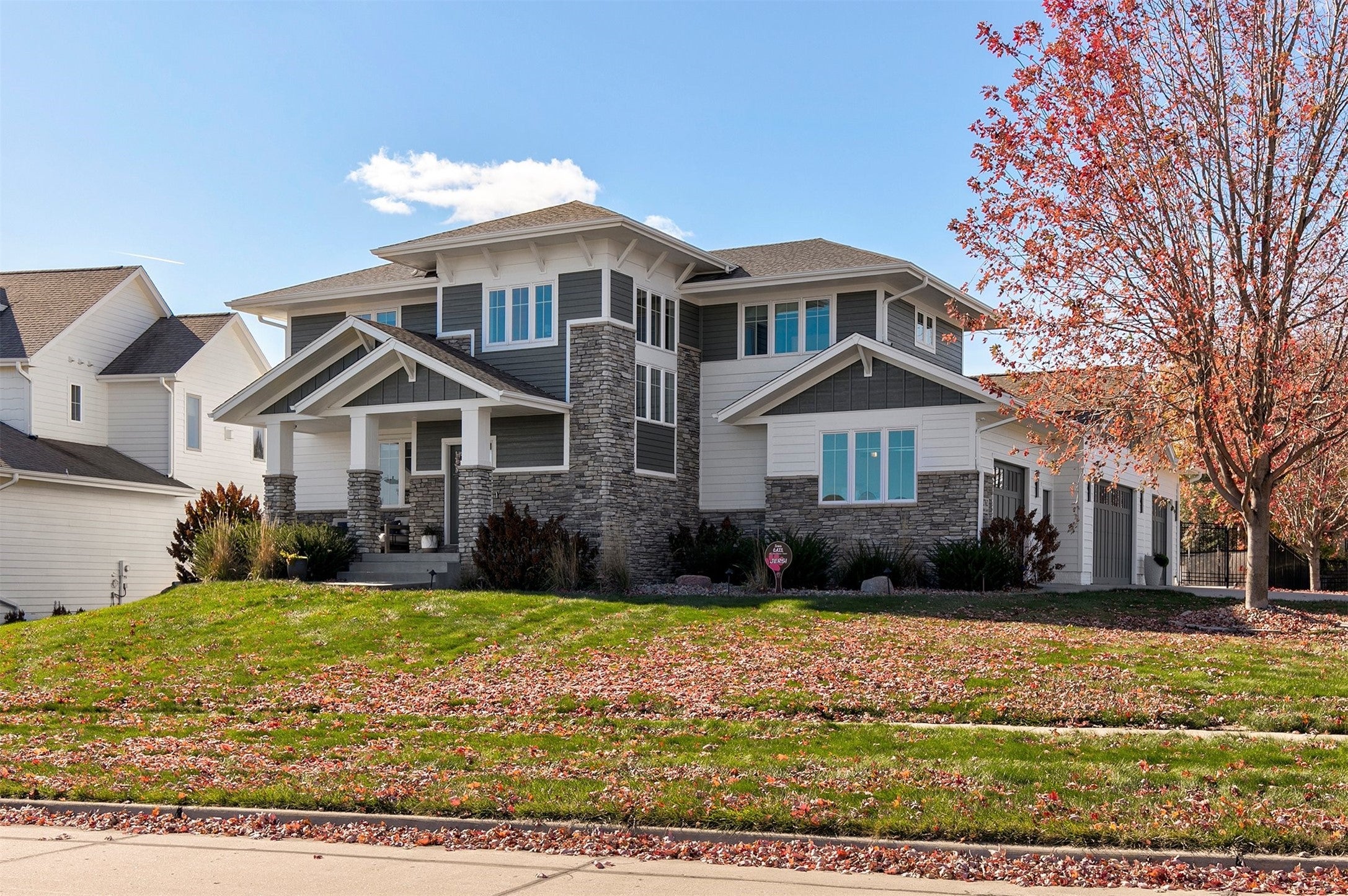 Clive, Iowa, 50325, United States, 5 Bedrooms Bedrooms, ,6 BathroomsBathrooms,Residential,Active,1993639