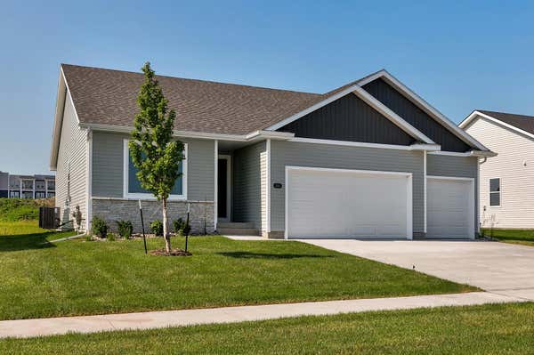 560 NW COMPASS AVE, WAUKEE, IA 50263 - Image 1