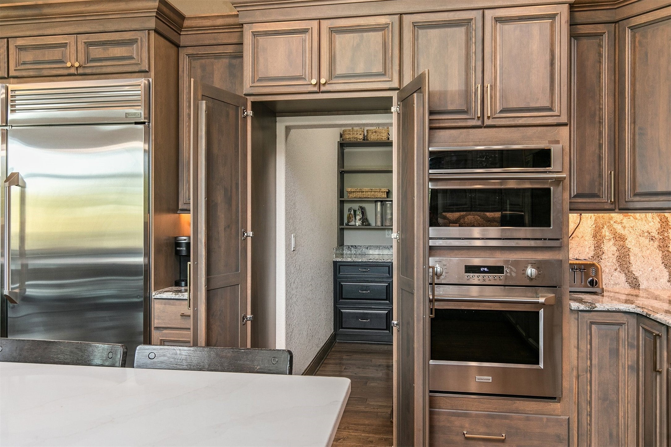 West Des Moines, Iowa, 50266, United States, 6 Bedrooms Bedrooms, ,5 BathroomsBathrooms,Residential,Active,1971022