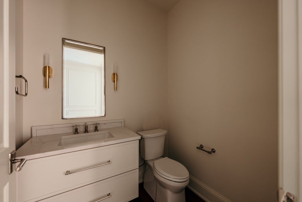 West Des Moines, Iowa, 50266, United States, 3 Bedrooms Bedrooms, ,4 BathroomsBathrooms,Residential,Active,2007324