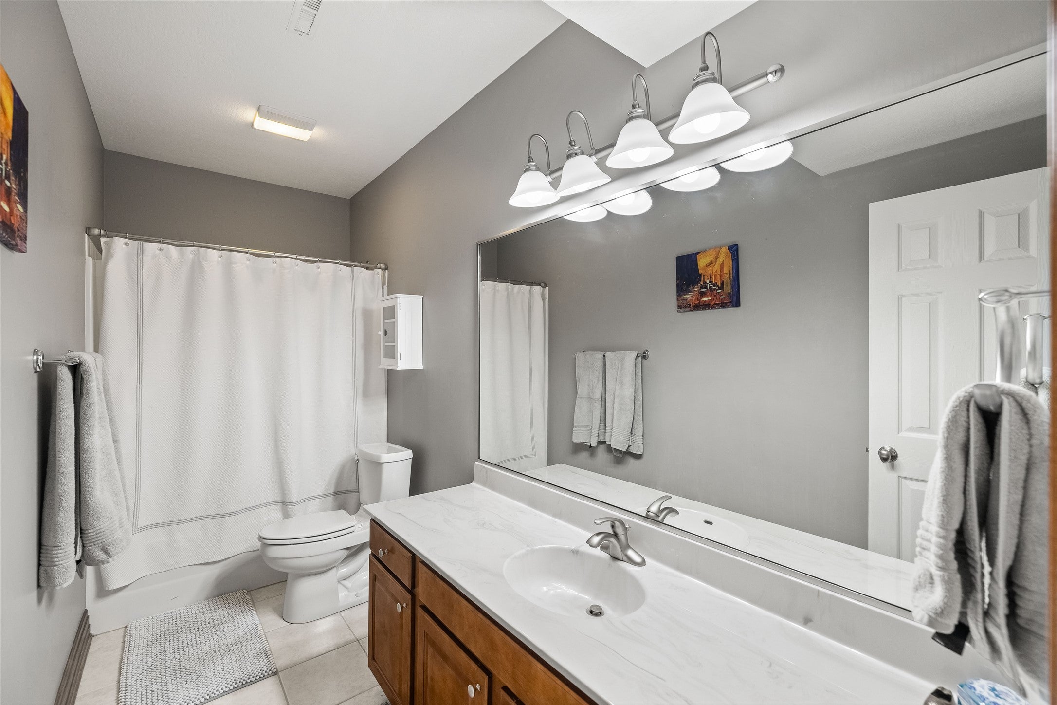 Ankeny, Iowa, 50021, United States, 5 Bedrooms Bedrooms, ,6 BathroomsBathrooms,Residential,Active,1839440