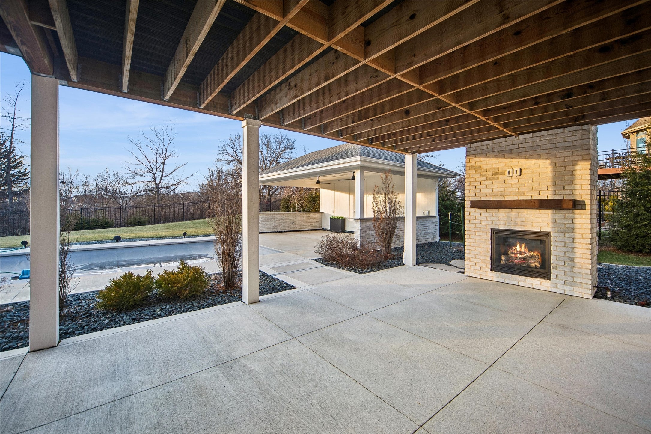 Clive, Iowa, 50325, United States, 4 Bedrooms Bedrooms, ,6 BathroomsBathrooms,Residential,Active,2006851