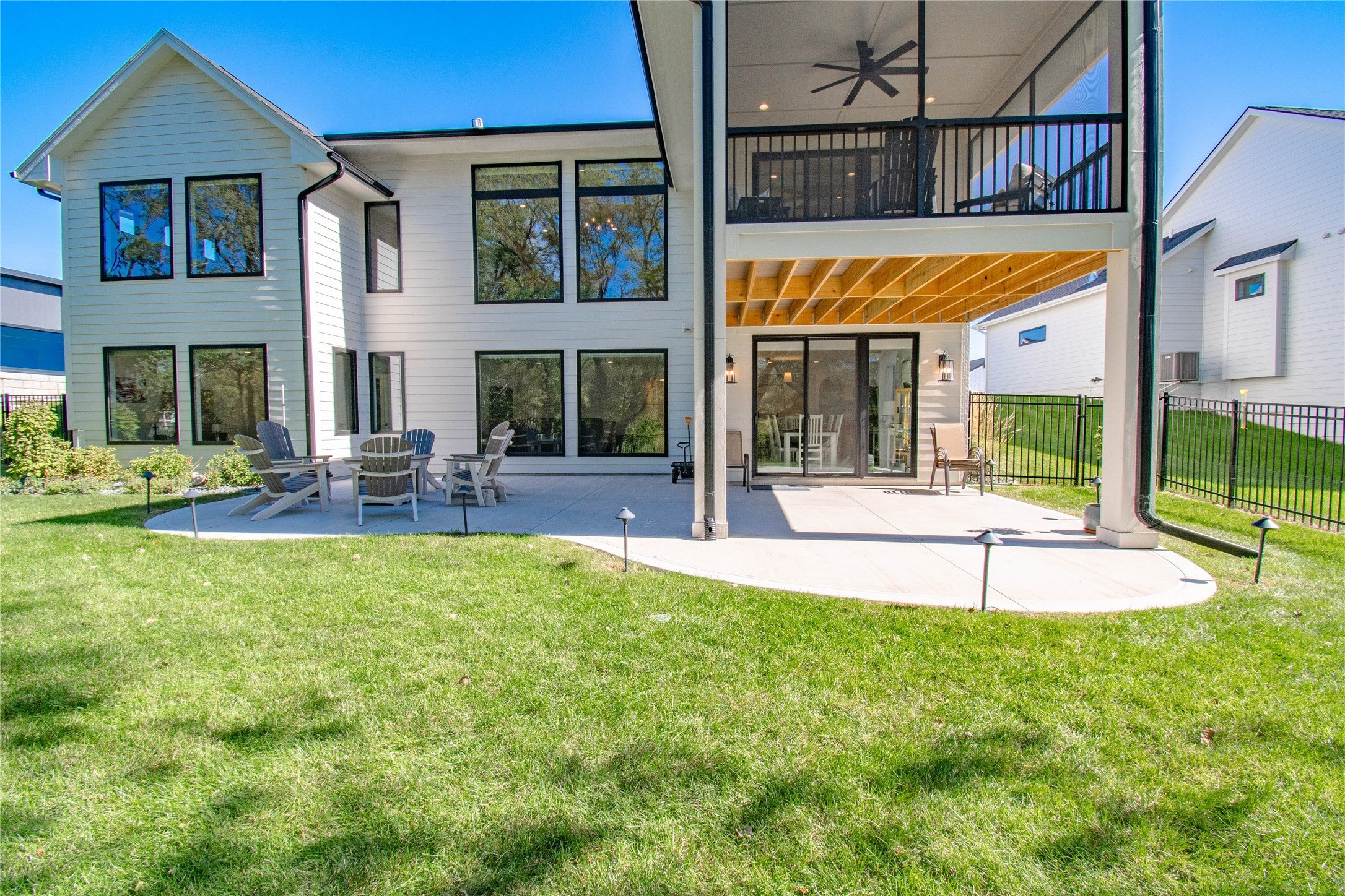 Clive, Iowa, 50325, United States, 4 Bedrooms Bedrooms, ,5 BathroomsBathrooms,Residential,Active,1964297