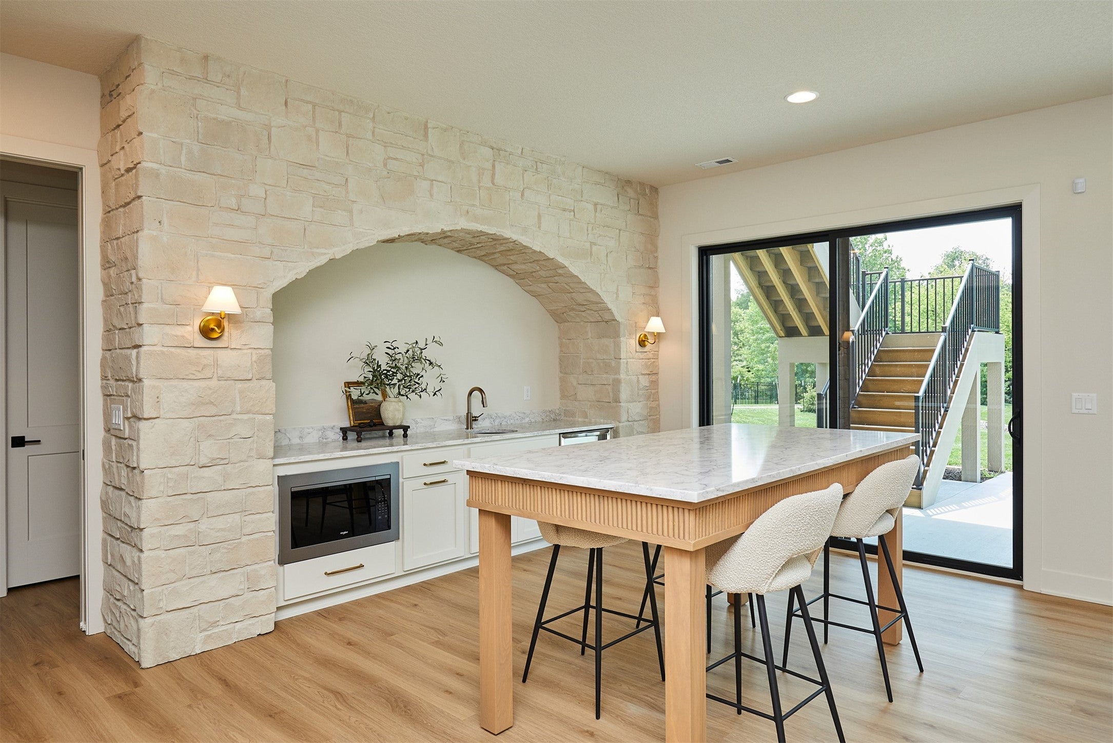 West Des Moines, Iowa, 50266, United States, 4 Bedrooms Bedrooms, ,5 BathroomsBathrooms,Residential,Active,1894164