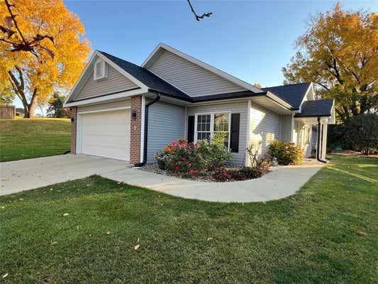 8 CHANCERY CT, NEWTON, IA 50208 - Image 1