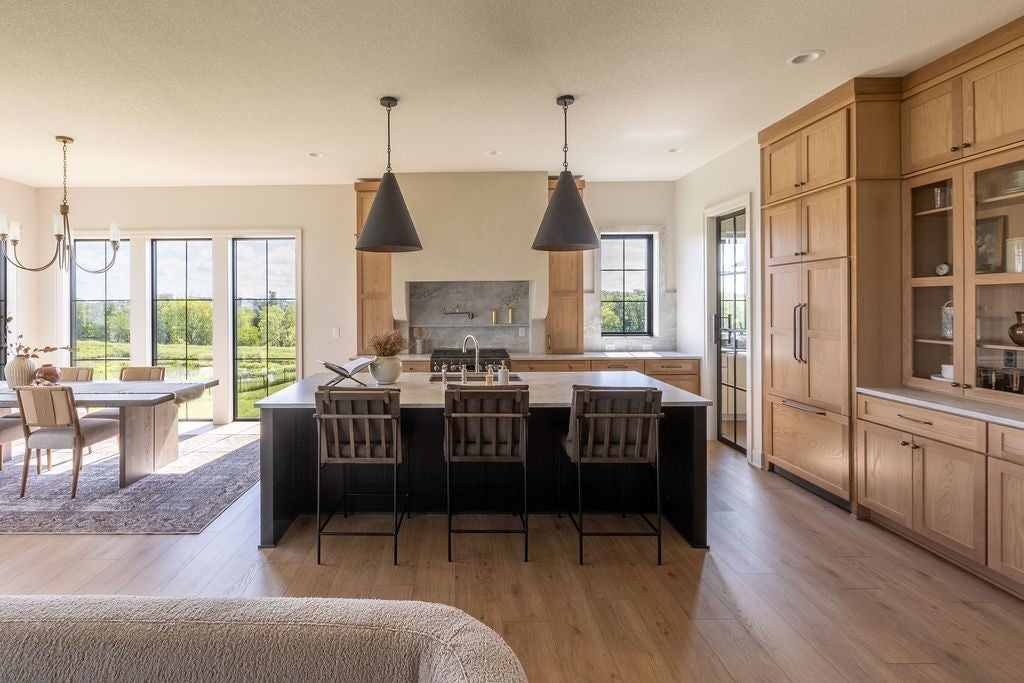 Clive, Iowa, 50325, United States, ,4 BathroomsBathrooms,Residential,Active,1769870