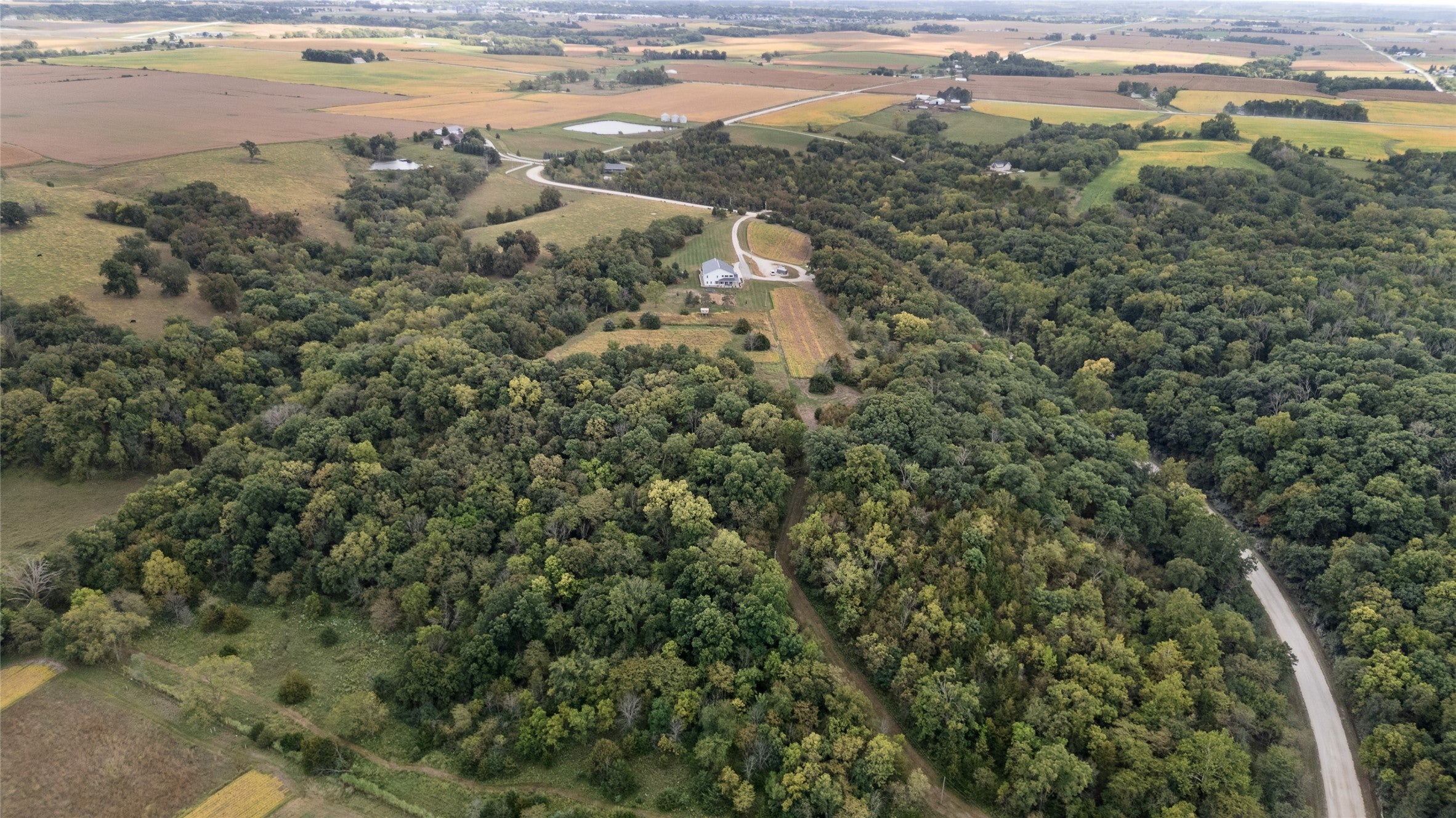 Winterset, Iowa, 50273, United States, 5 Bedrooms Bedrooms, ,5 BathroomsBathrooms,Residential,Active,1952277