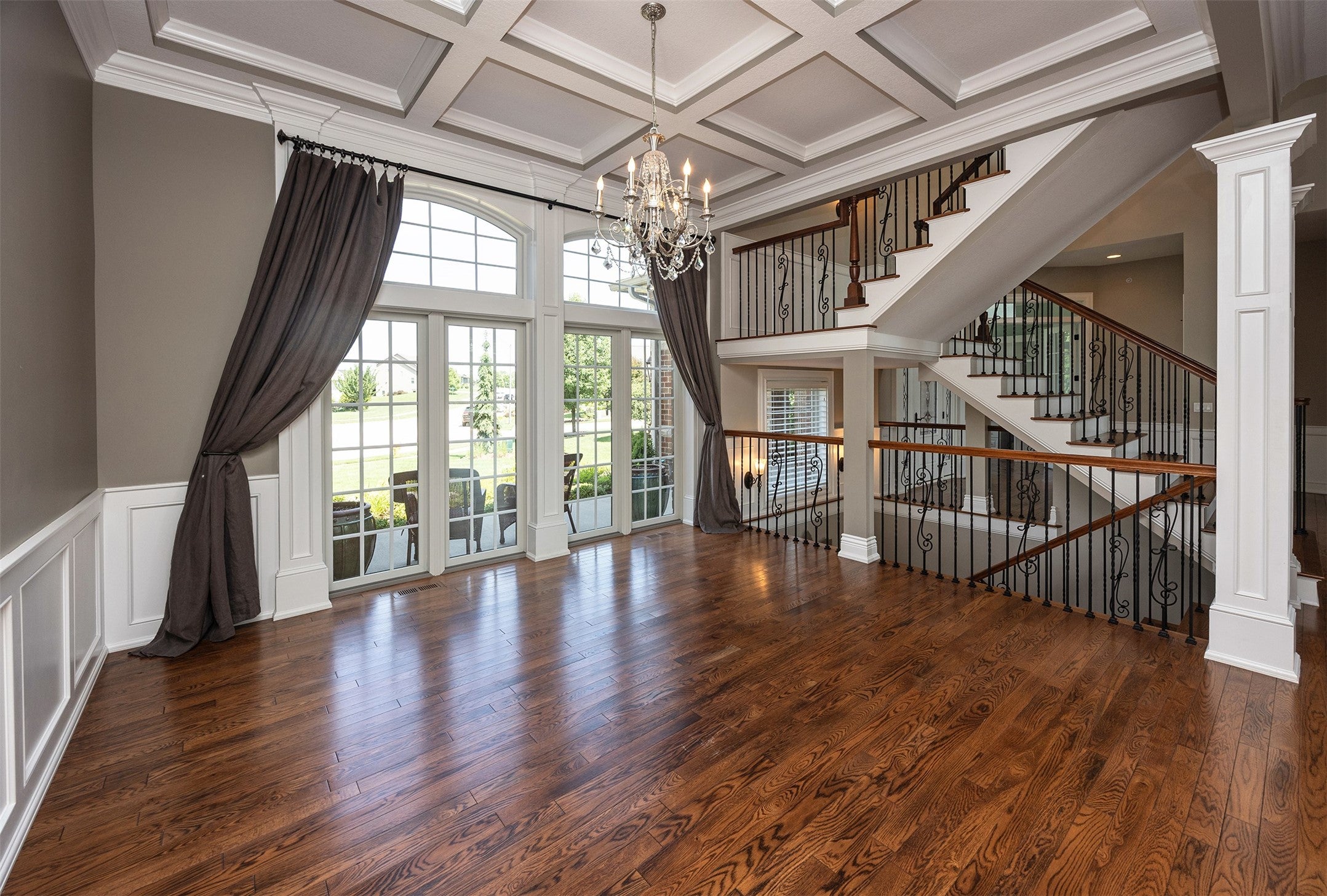 Urbandale, Iowa, 50323, United States, 5 Bedrooms Bedrooms, ,6 BathroomsBathrooms,Residential,Active,2011461