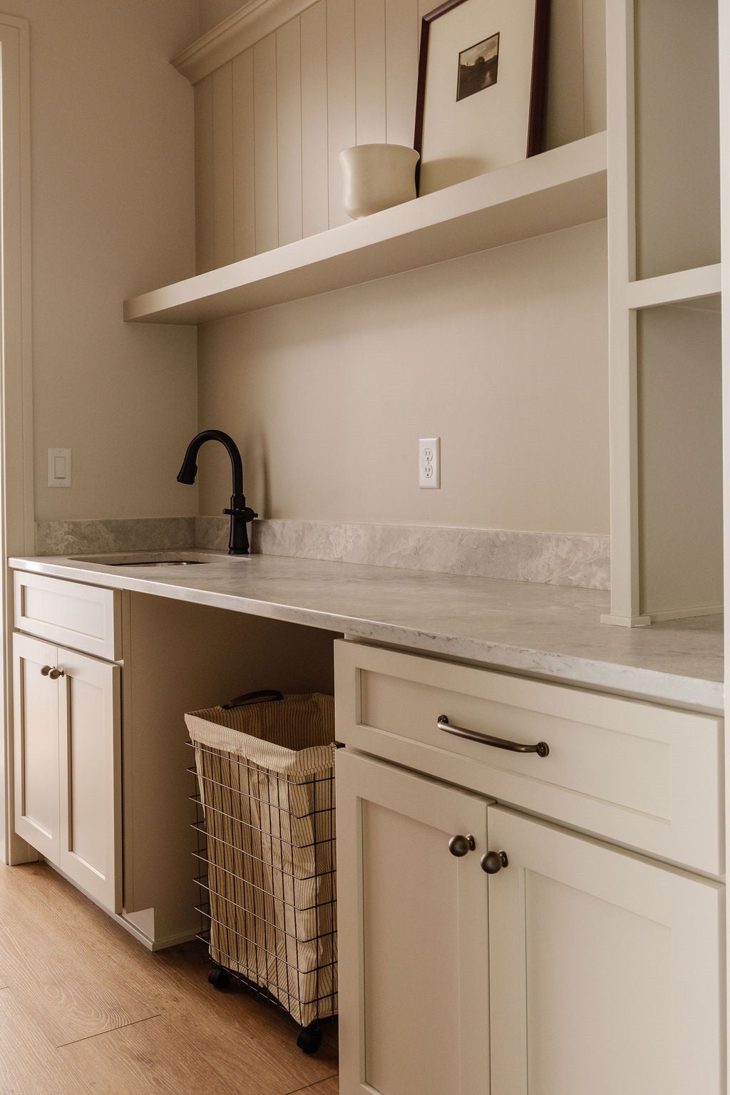 Clive, Iowa, 50325, United States, ,4 BathroomsBathrooms,Residential,Active,1769870