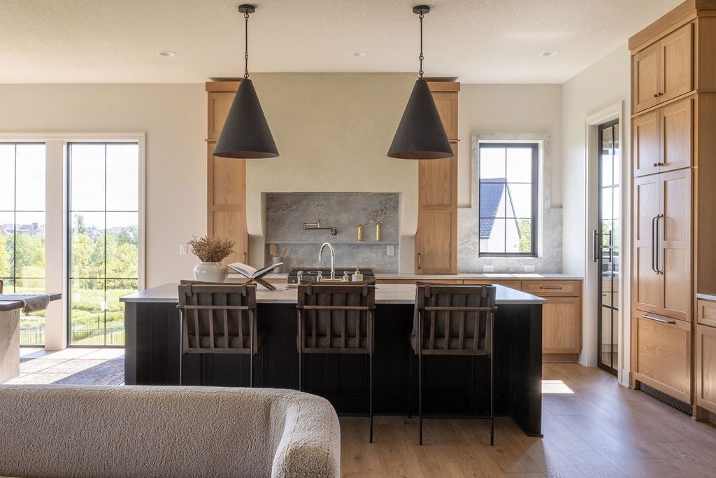 Clive, Iowa, 50325, United States, ,4 BathroomsBathrooms,Residential,Active,1769870