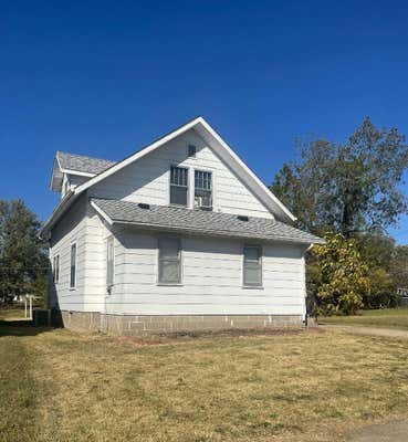 1121 BRADEN AVE, CHARITON, IA 50049 - Image 1